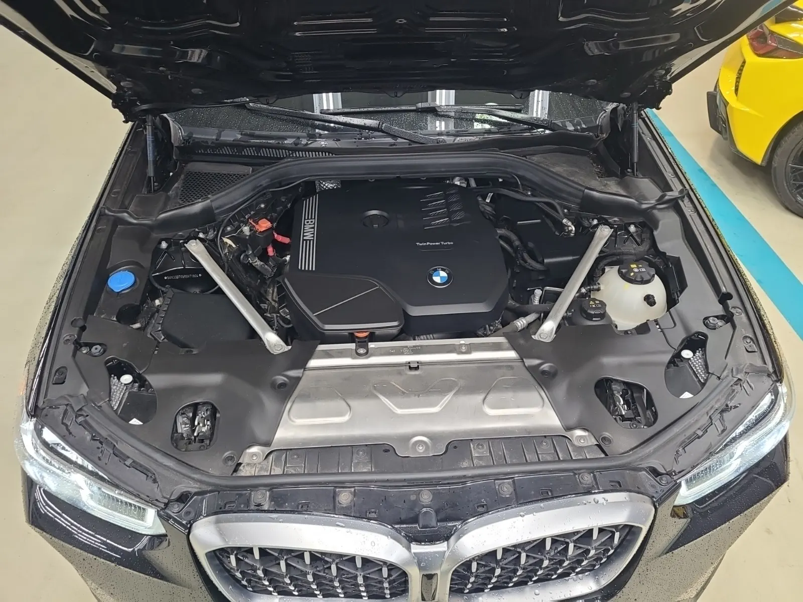 Engine Photo