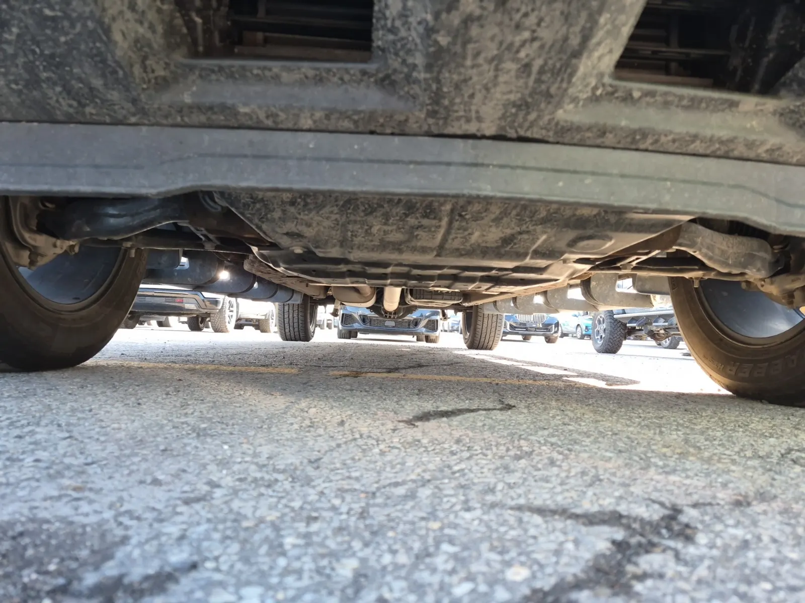 Undercarriage - Front Photo
