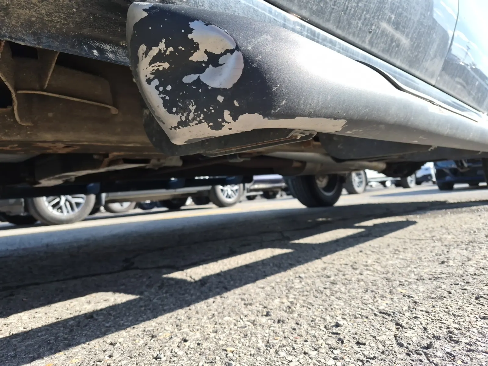 Undercarriage - Driver Photo