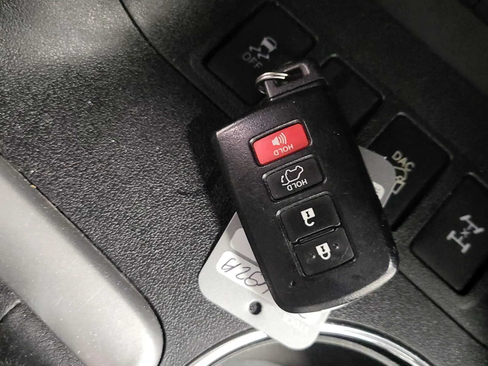 Keys/Fobs/Manual Photo