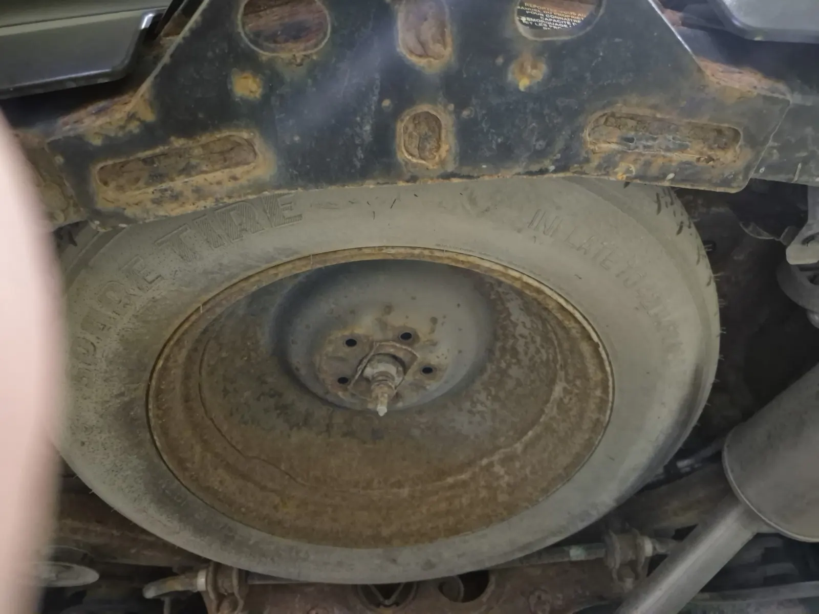 Spare Tire & Wheel Photo