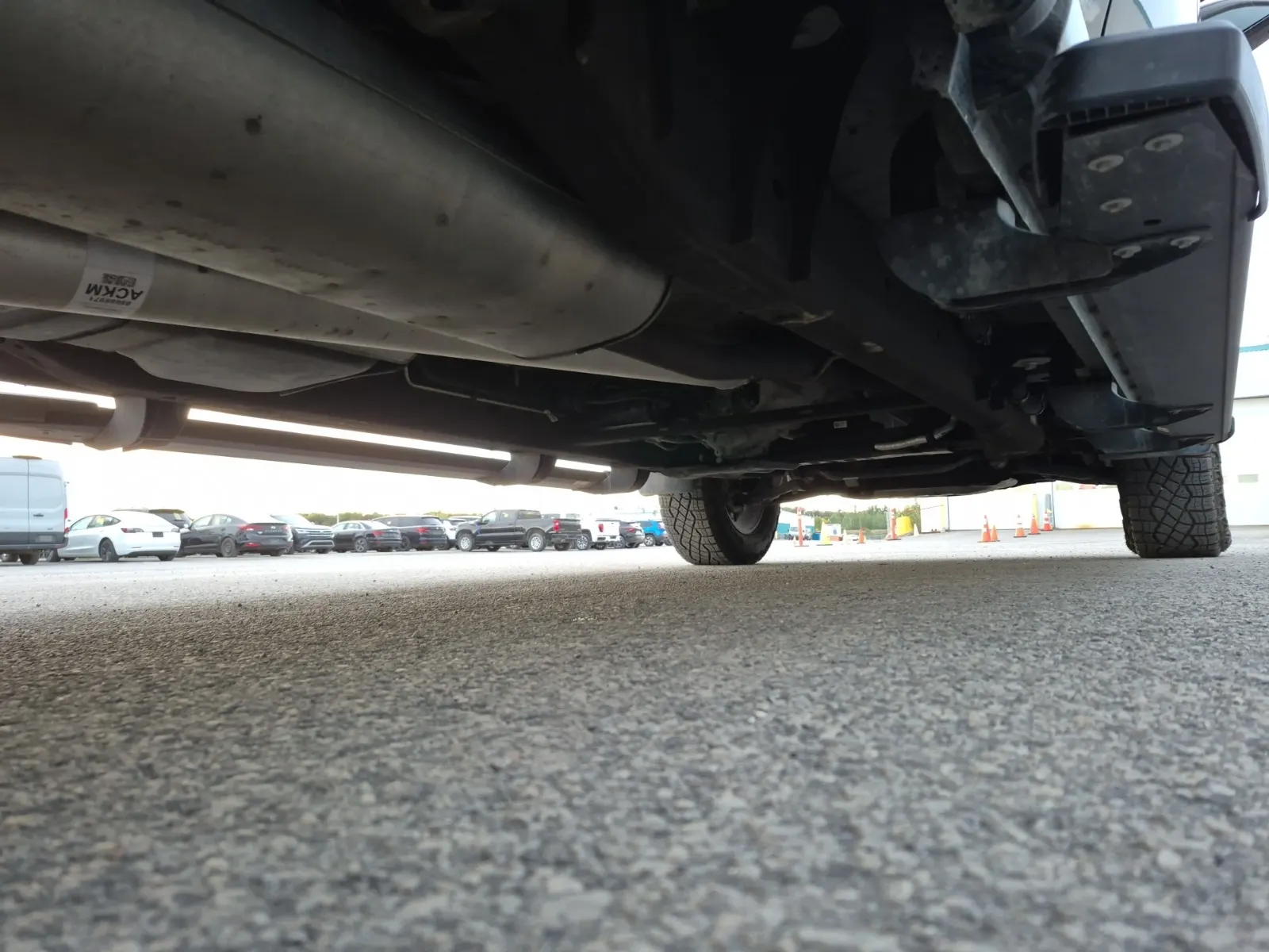 Undercarriage - Passenger Photo