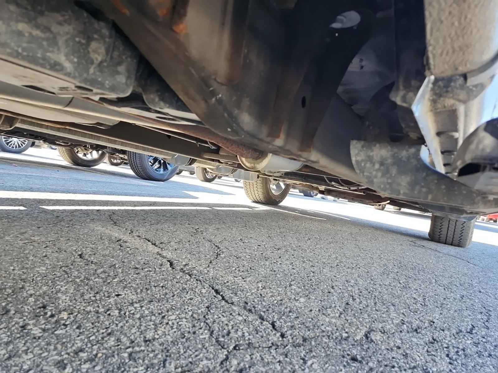 Undercarriage - Passenger Photo