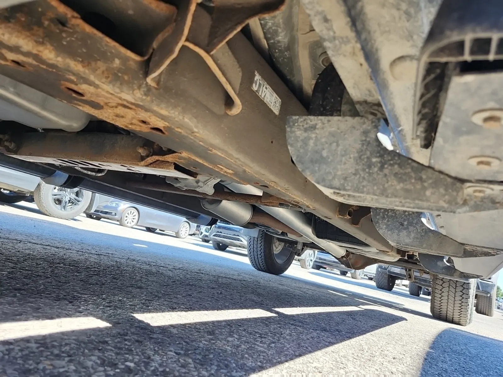 Undercarriage - Driver Photo