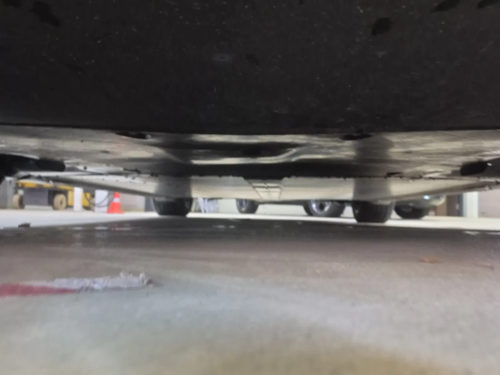 Undercarriage - Front Photo