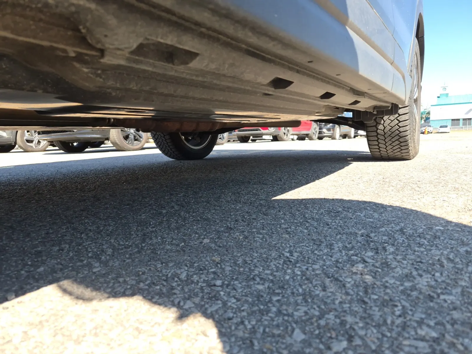Undercarriage - Driver Photo