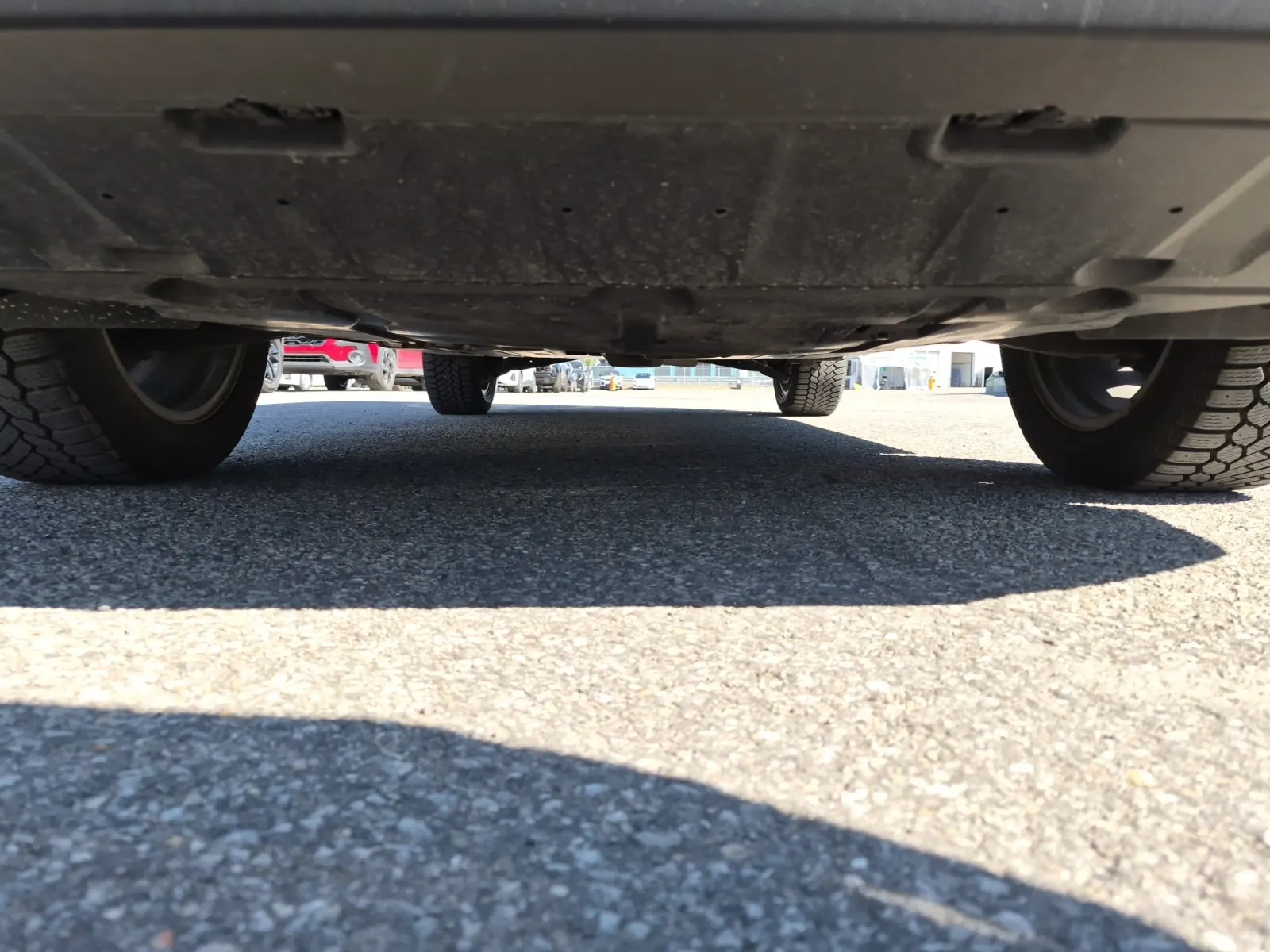 Undercarriage - Front Photo