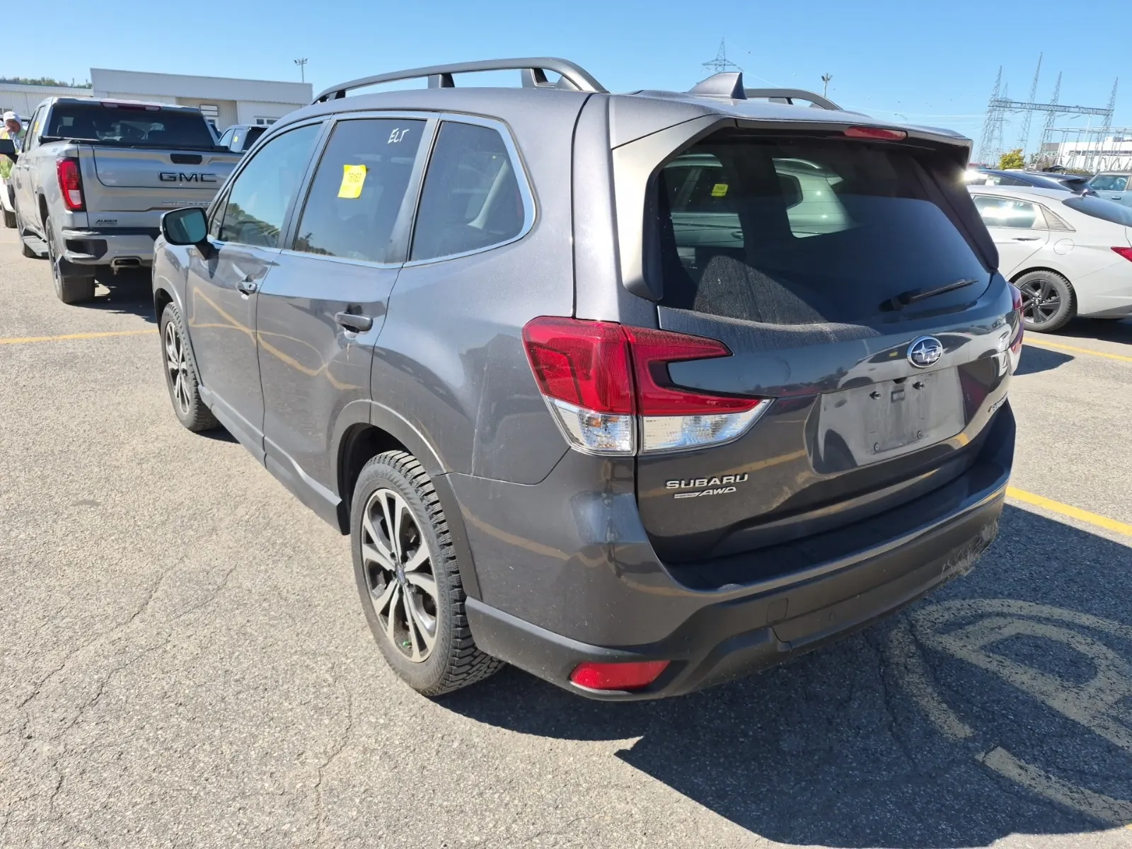 Driver Rear 3/4 Photo