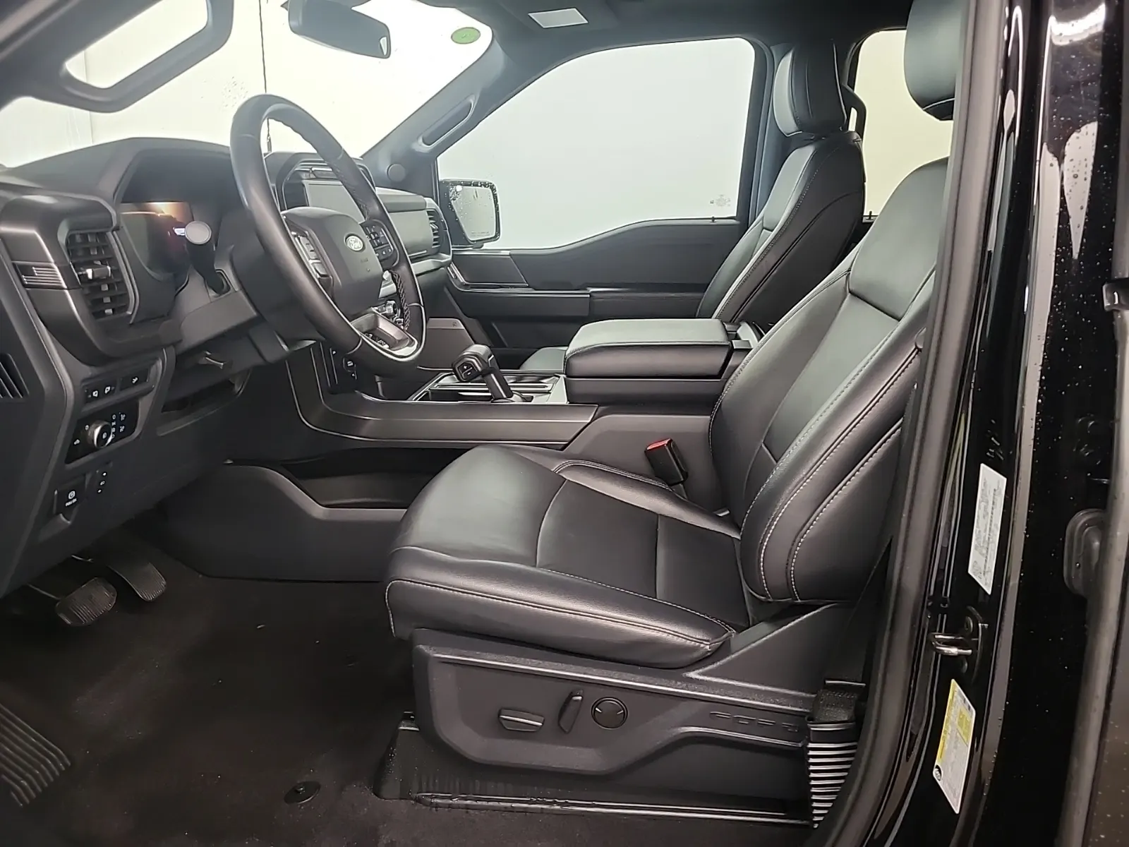 Front Interior Photo