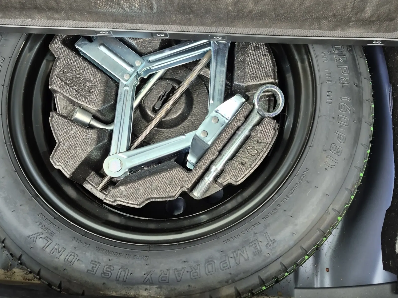 Spare Tire & Wheel Photo