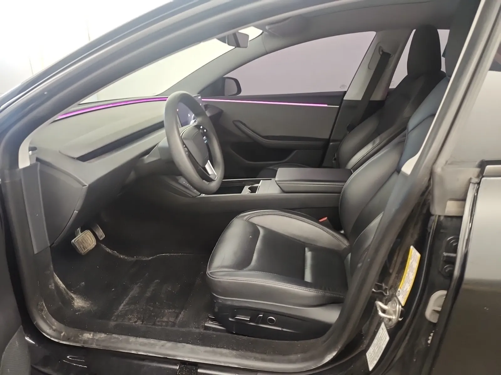 Front Interior Photo