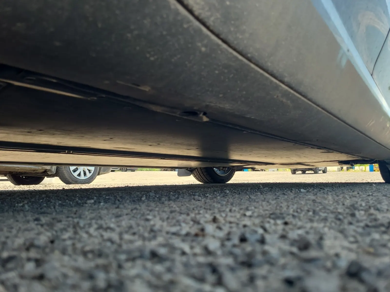 Undercarriage - Passenger Photo