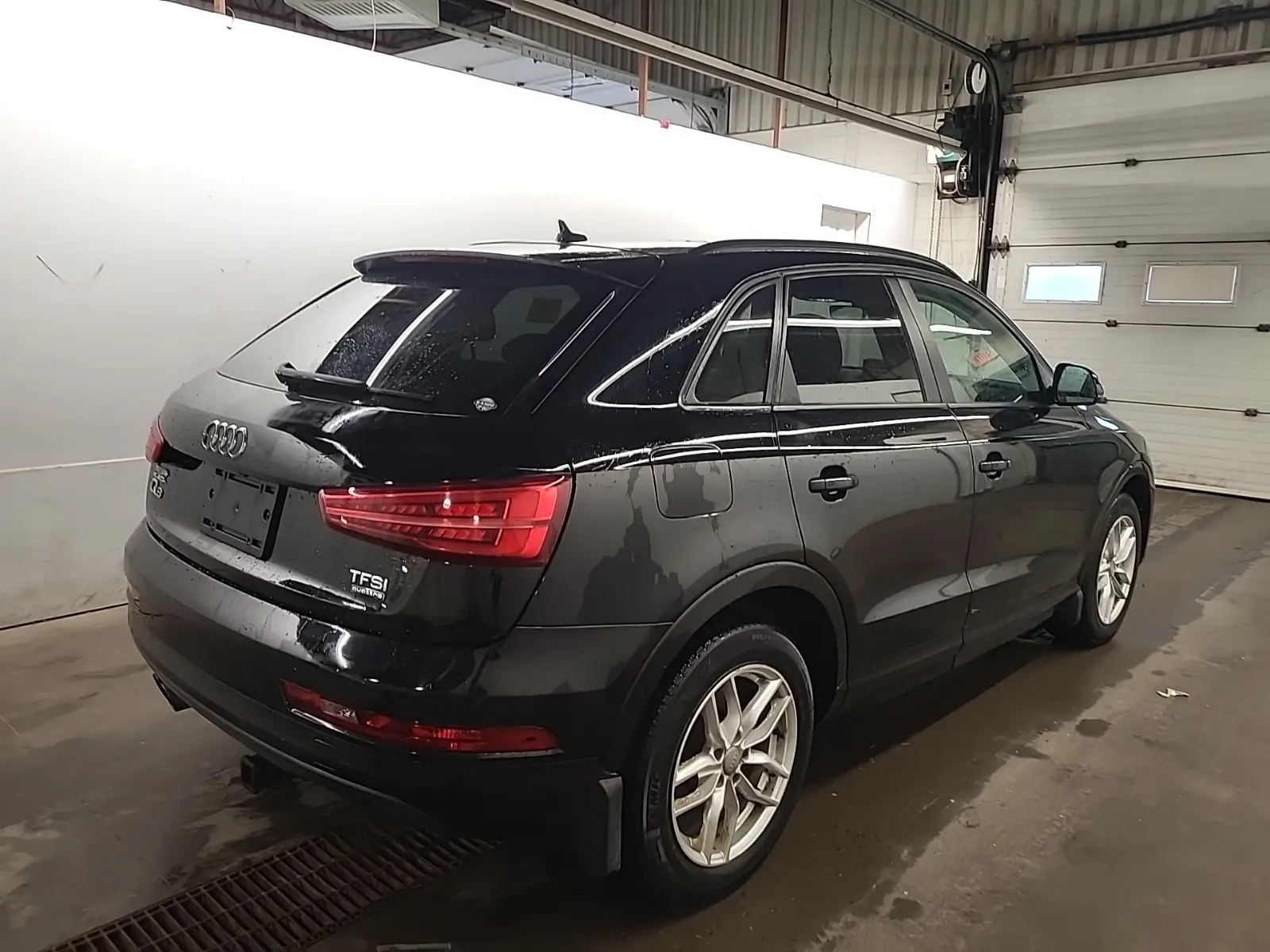 Passenger Rear 3/4 Photo