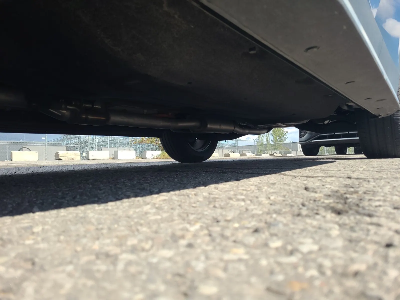 Undercarriage - Driver Photo