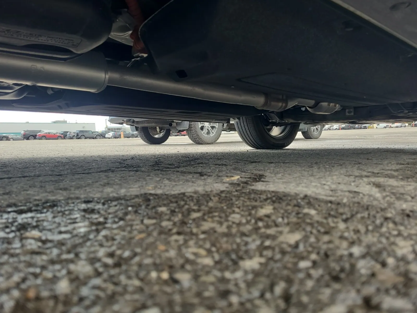 Undercarriage - Passenger Photo