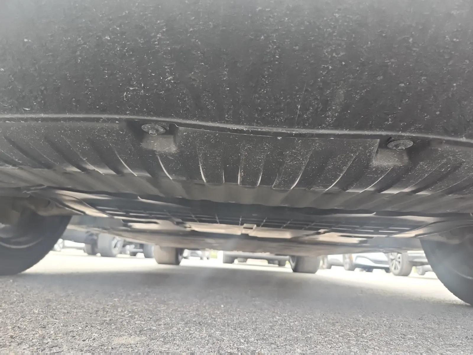 Undercarriage - Front Photo