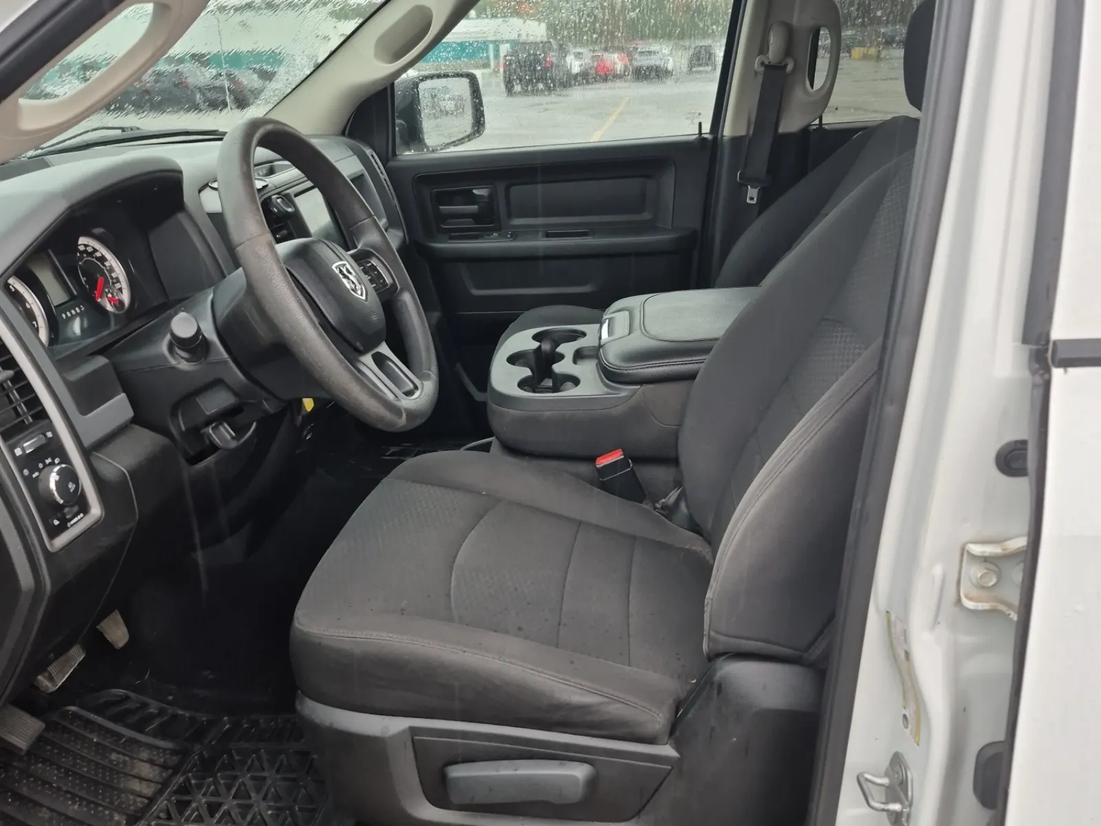 Front Interior Photo