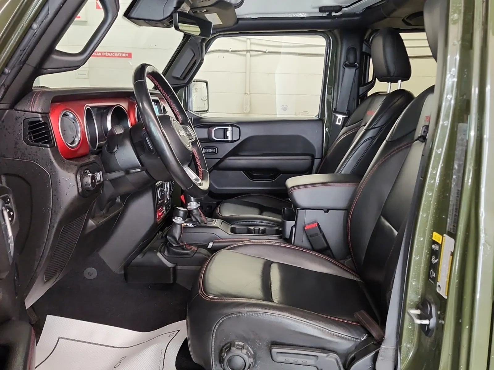 Front Interior Photo