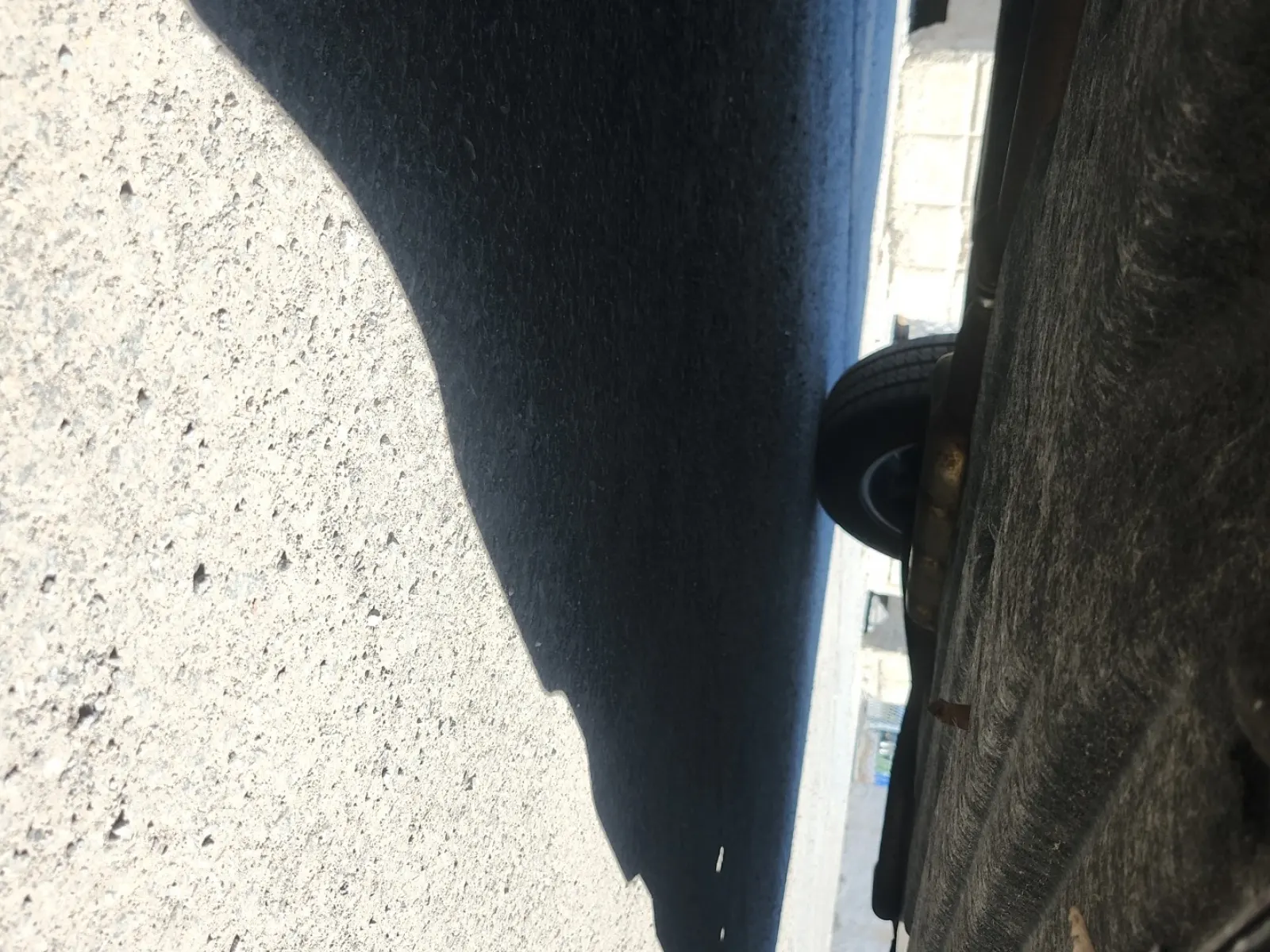 Undercarriage - Driver Photo