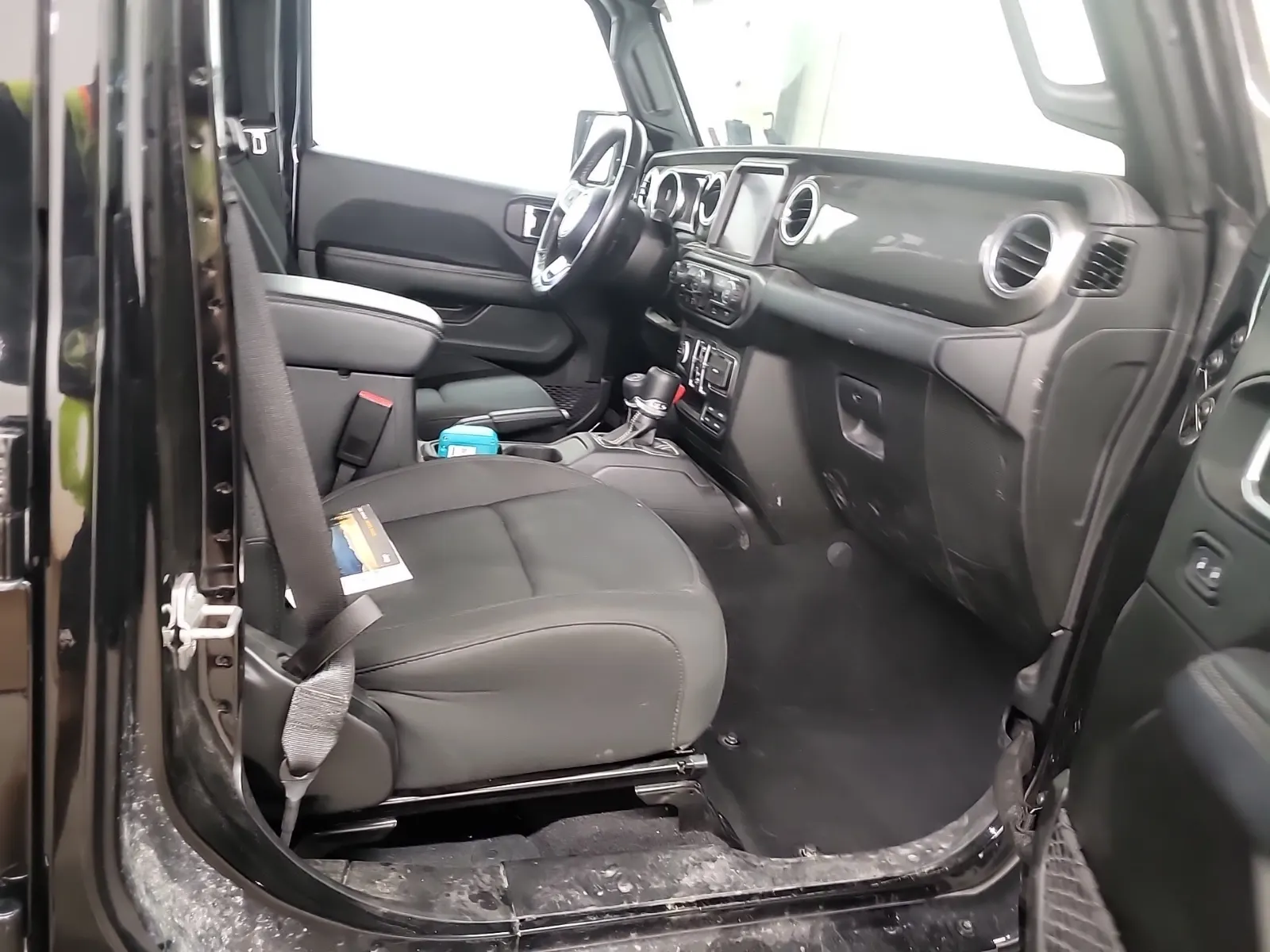 Right Side Interior Photo