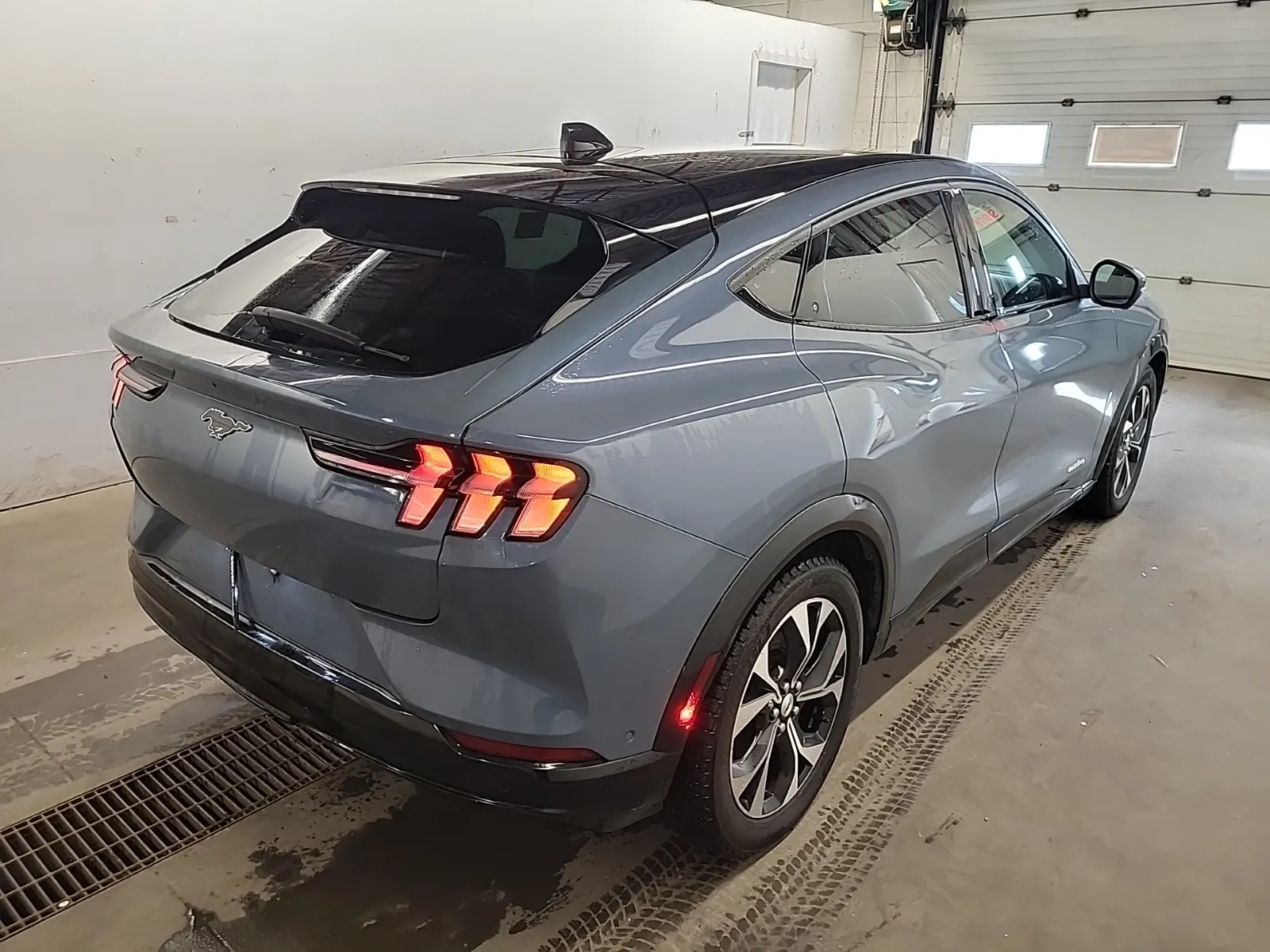 Passenger Rear 3/4 Photo