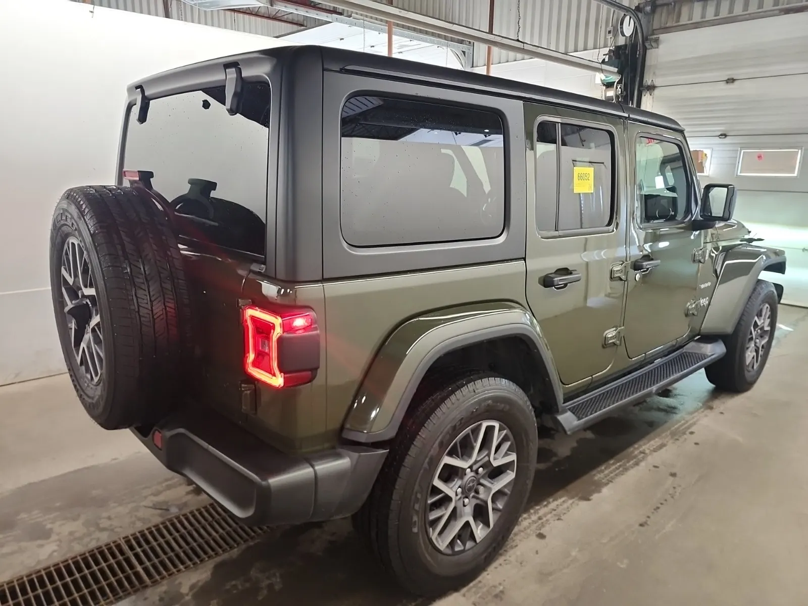 Passenger Rear 3/4 Photo