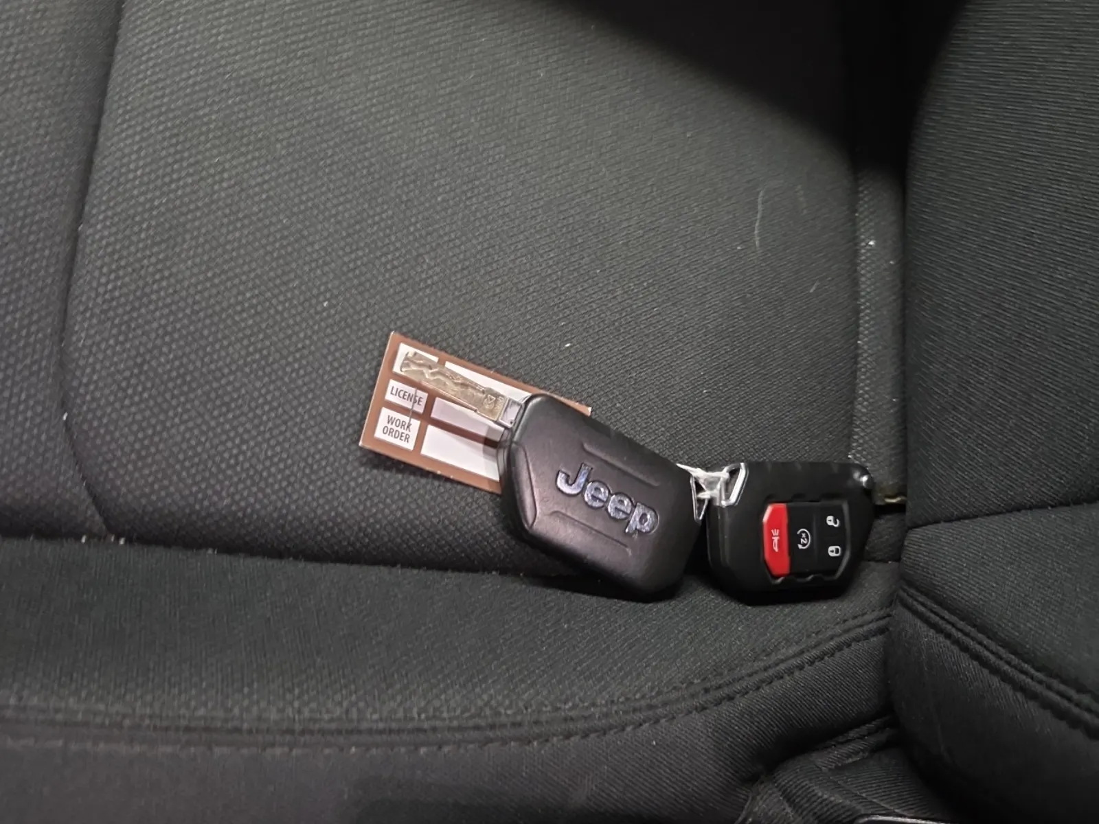 Keys/Fobs/Manual Photo