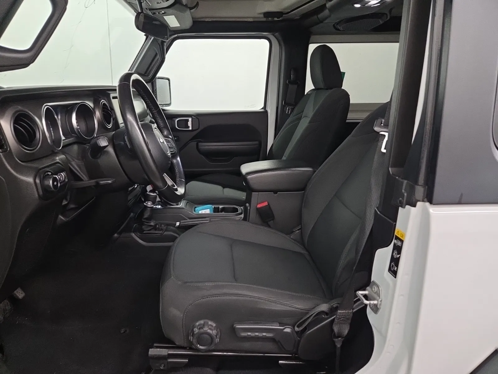 Front Interior Photo