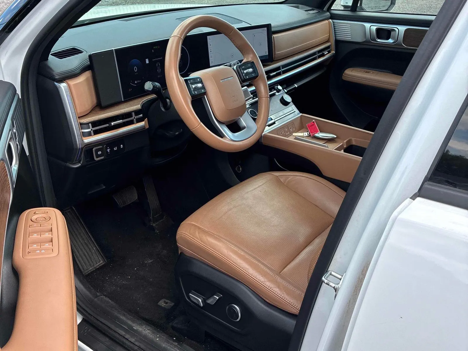 Interior driver side