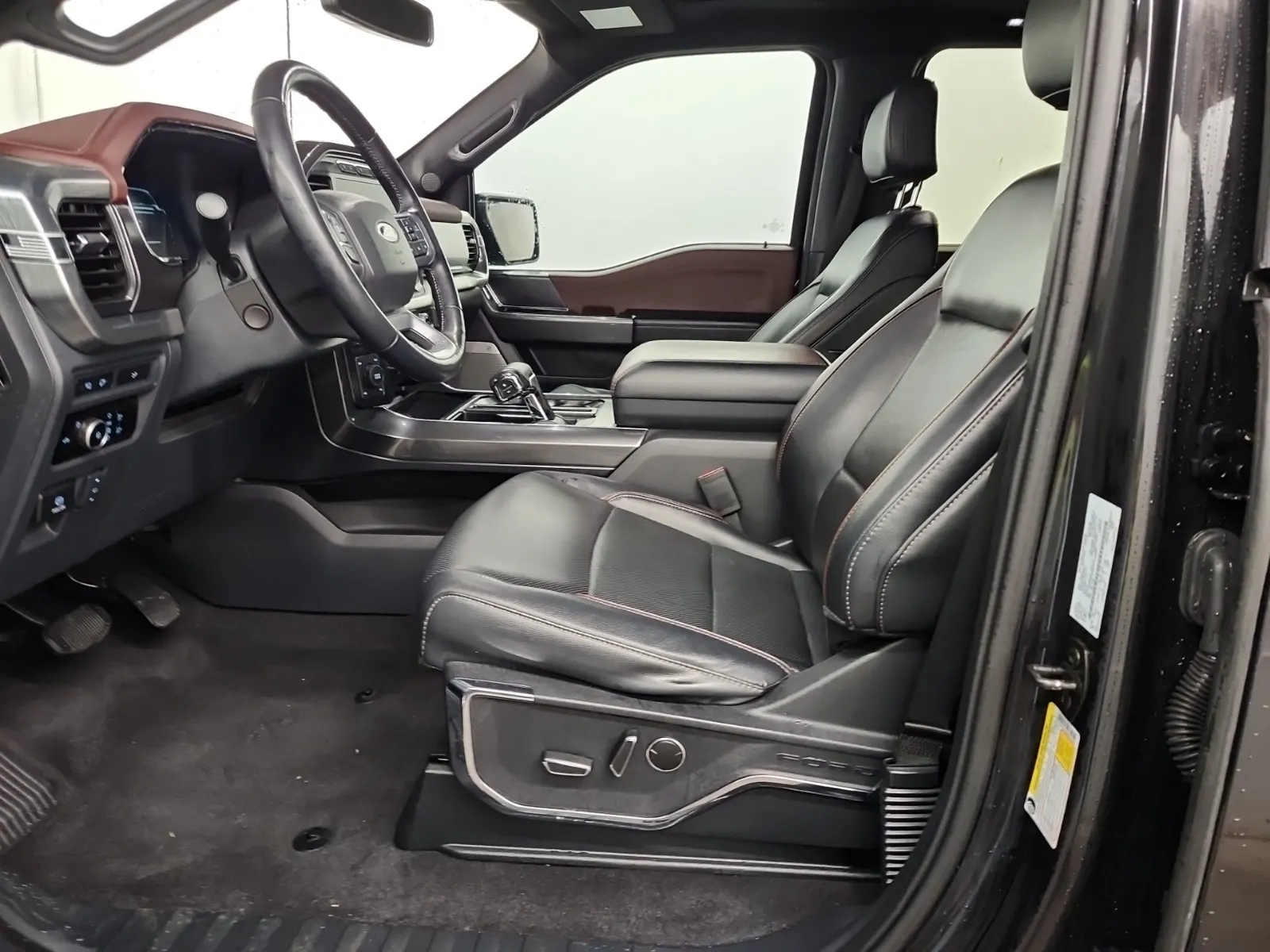 Front Interior Photo