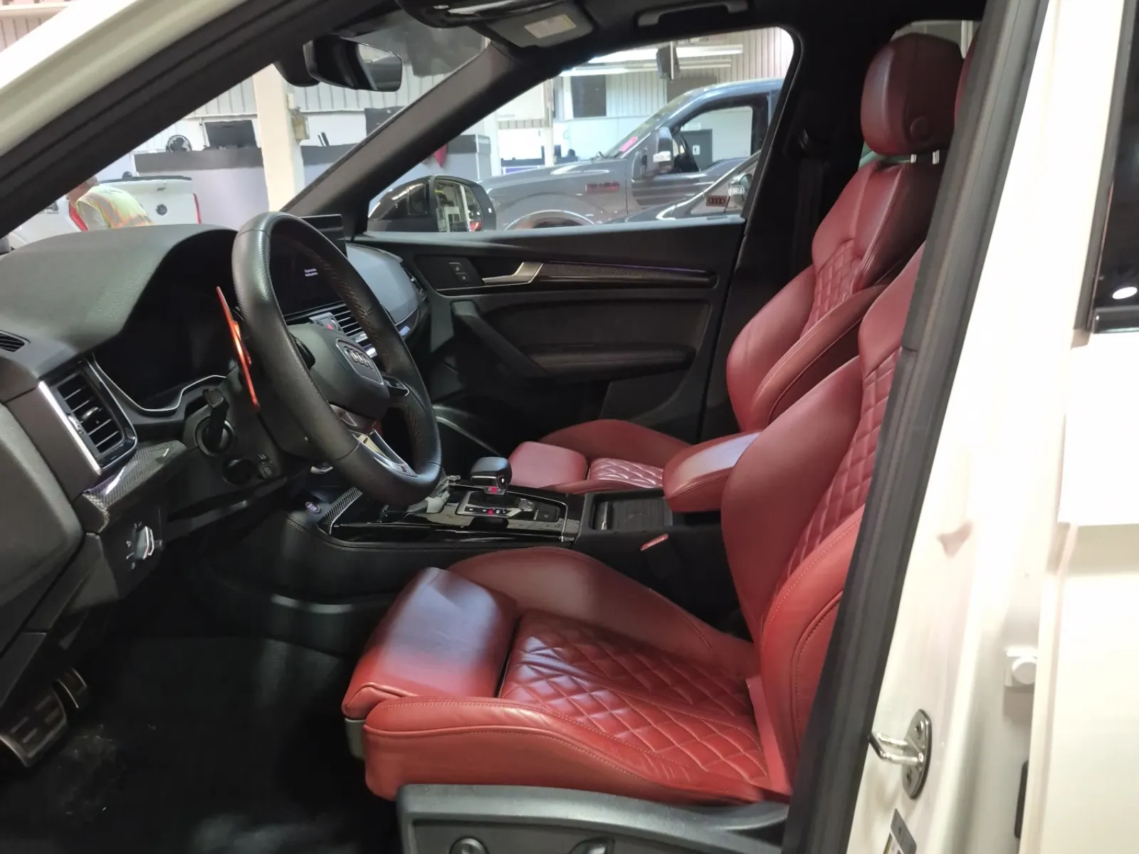 Front Interior Photo