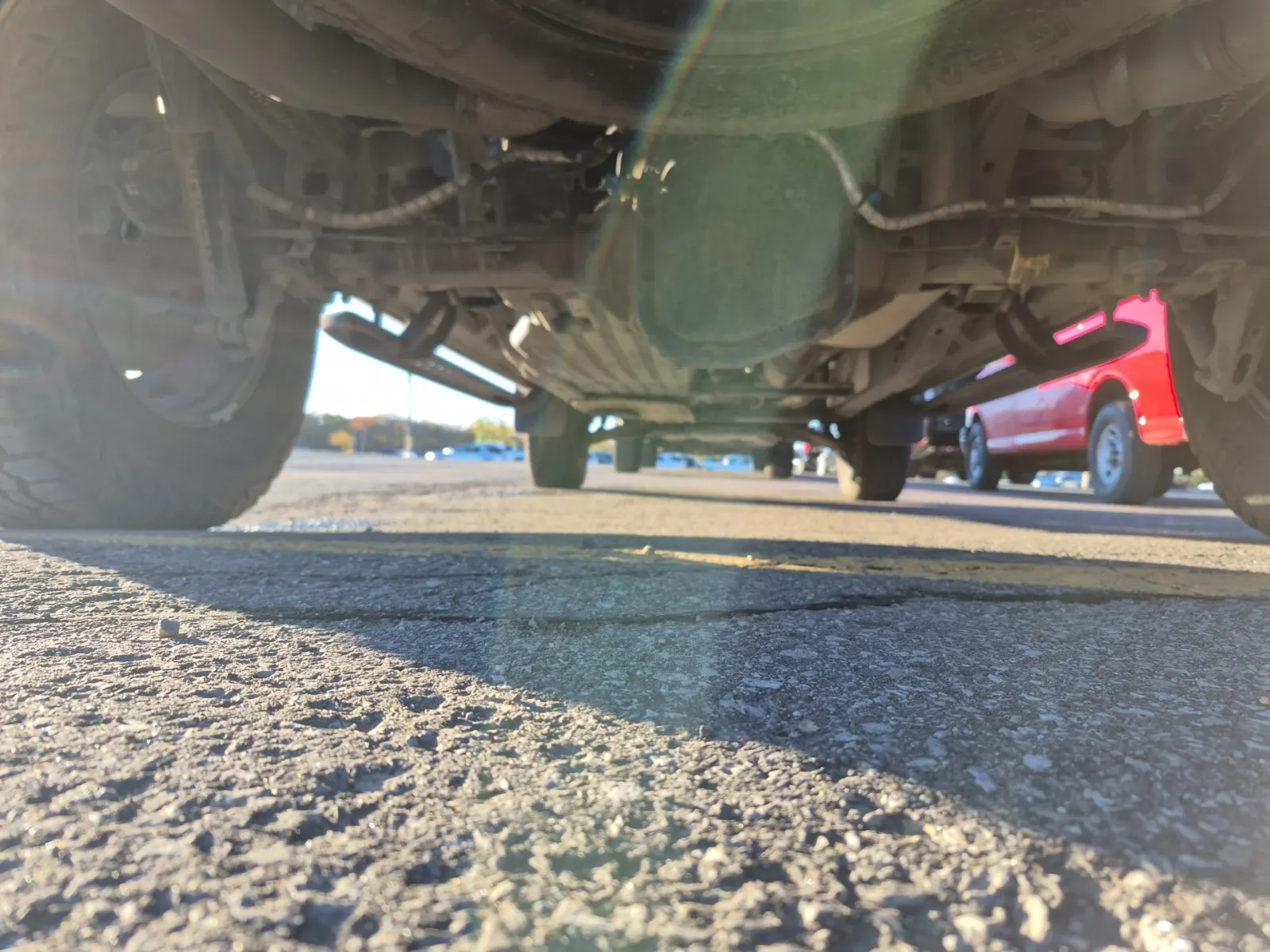 Undercarriage - Rear Photo