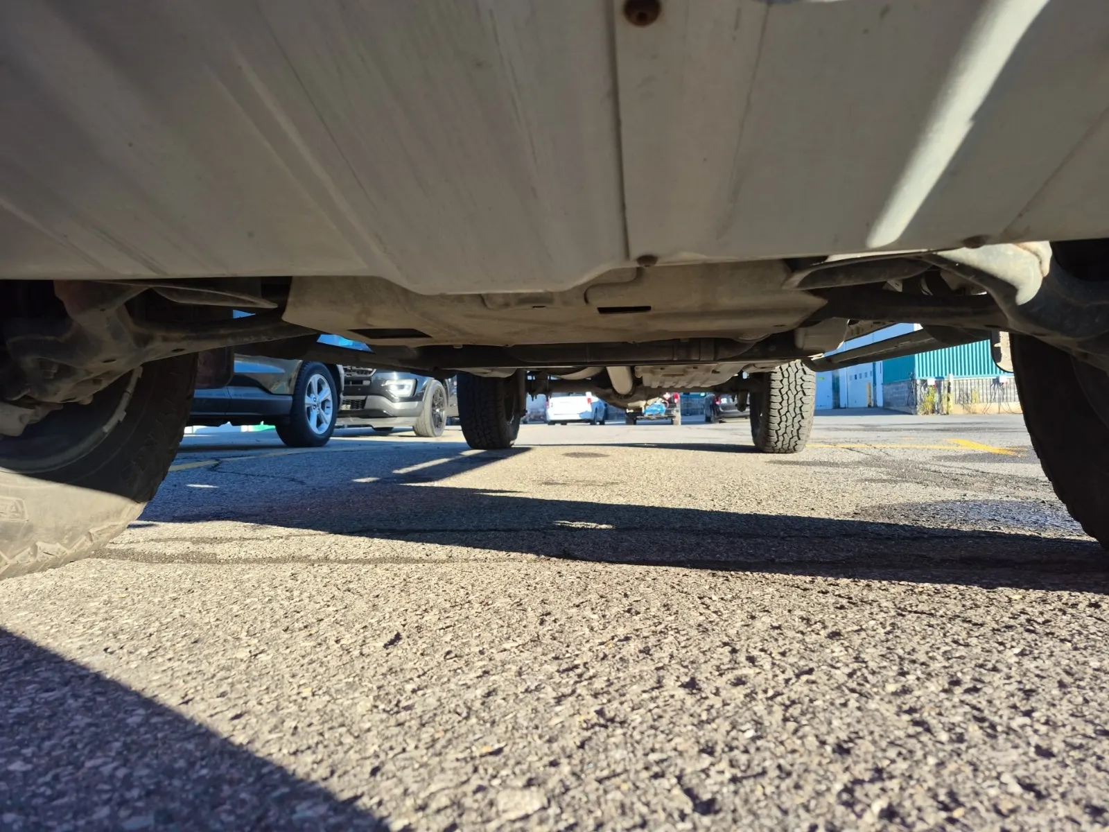 Undercarriage - Front Photo