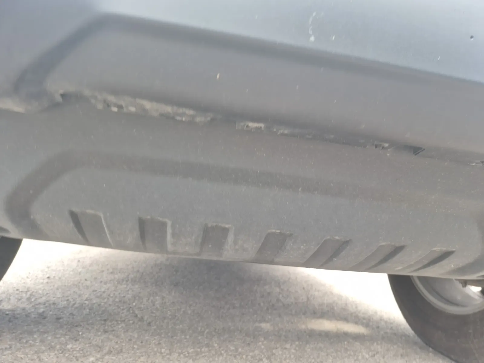 Undercarriage - Front Photo