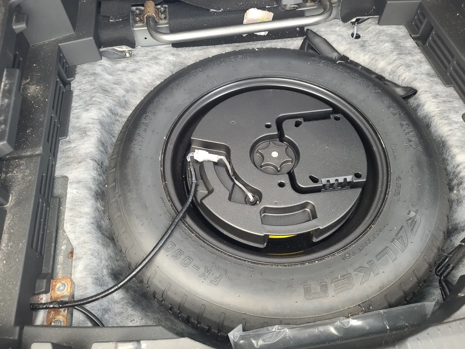 Spare Tire & Wheel Photo