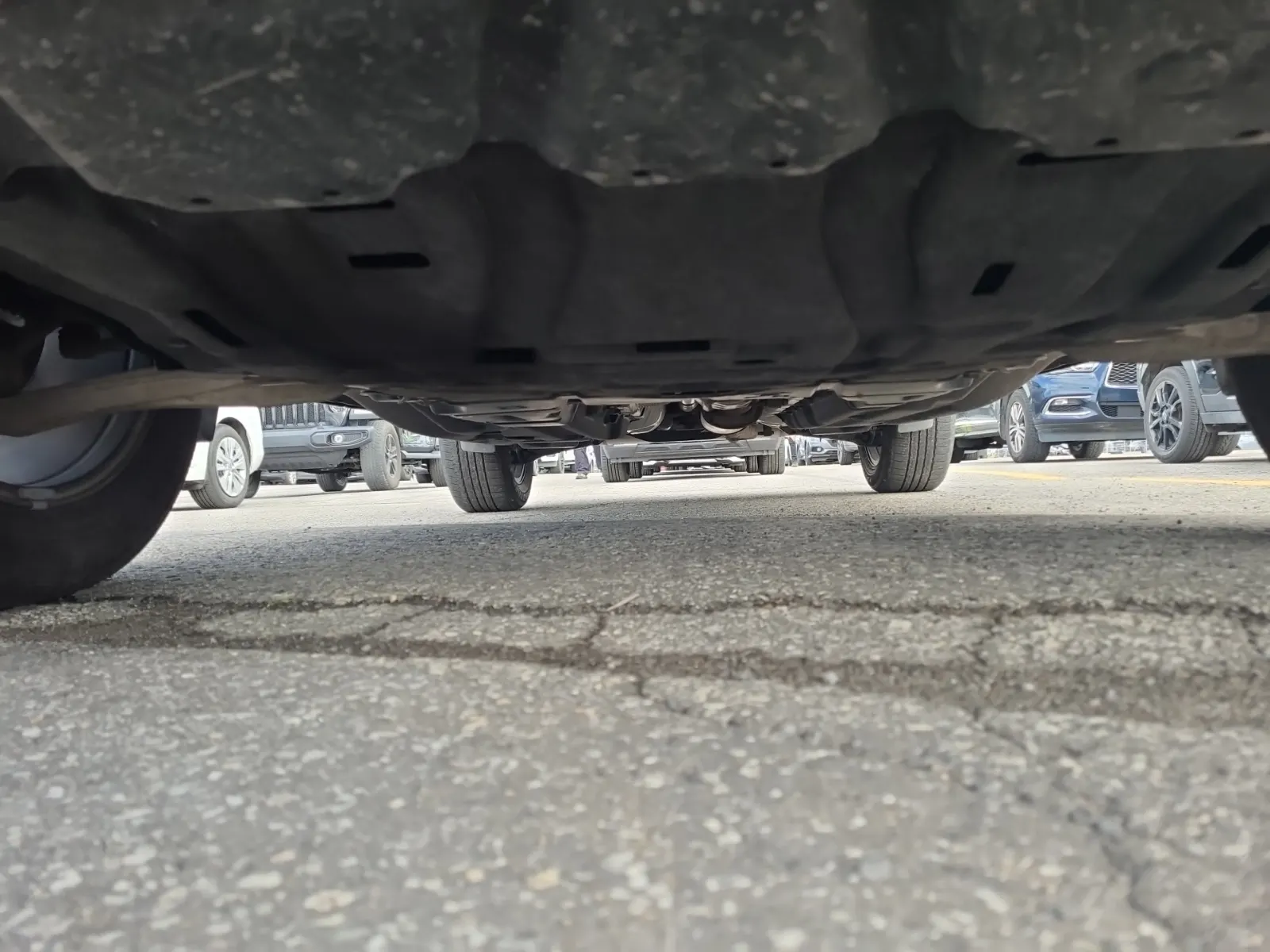 Undercarriage - Front Photo