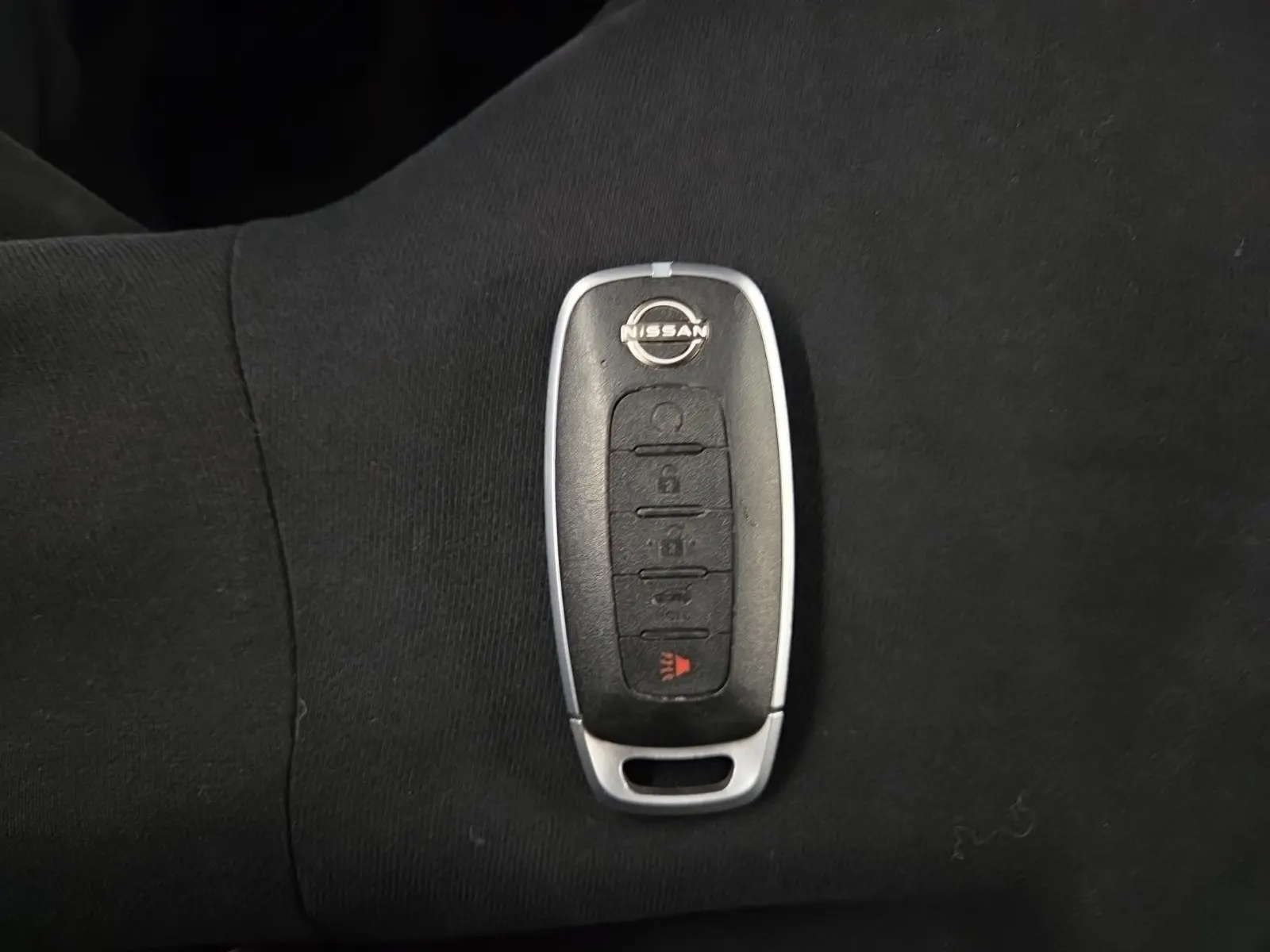 Keys/Fobs/Manual Photo