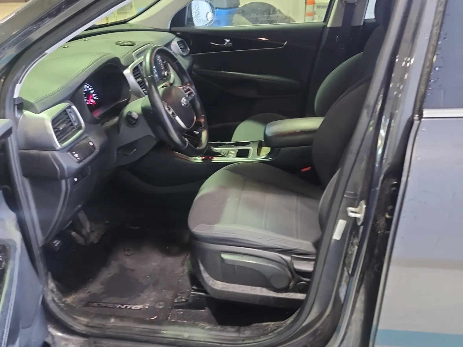 Front Interior Photo