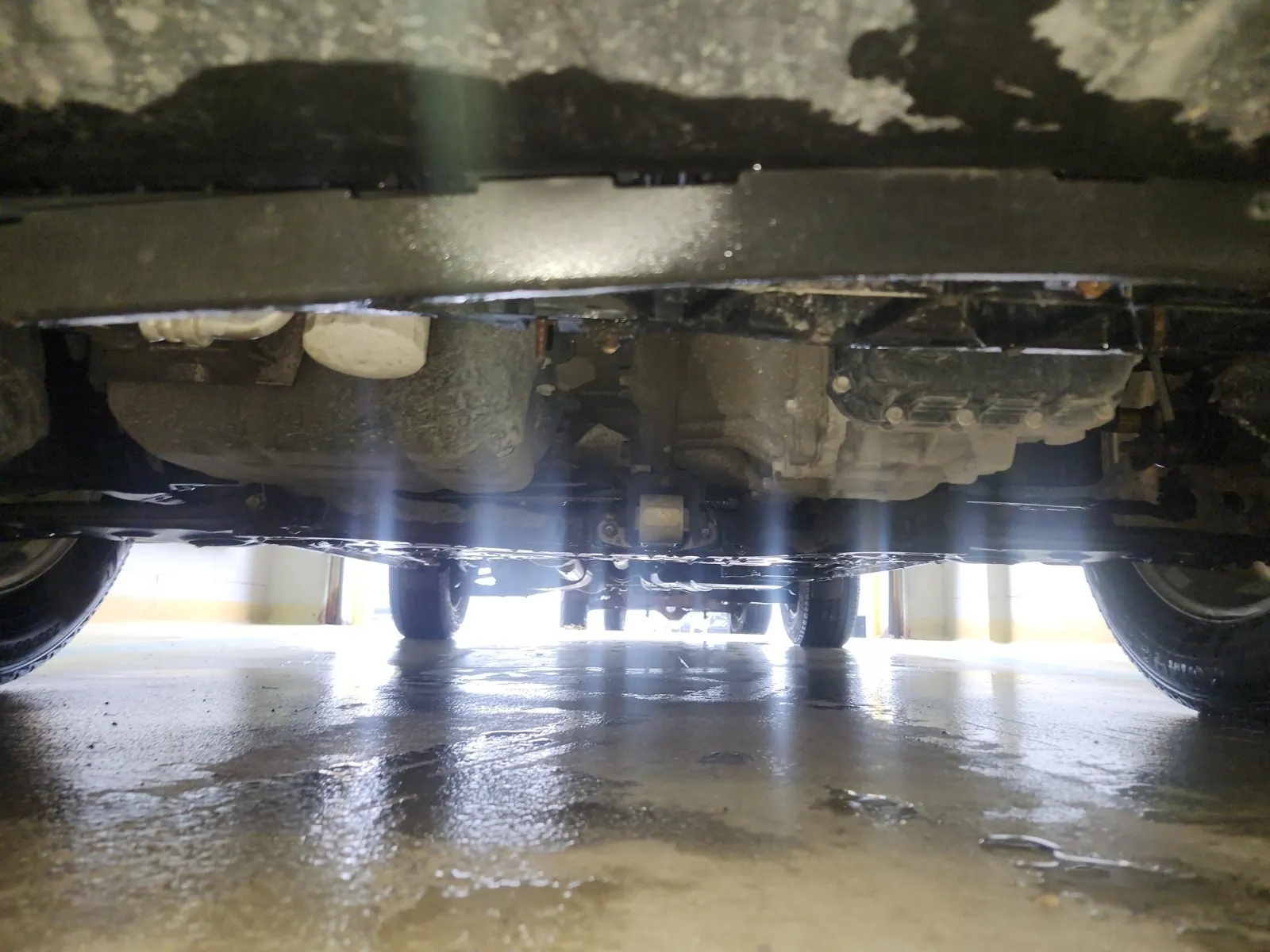 Undercarriage - Front Photo