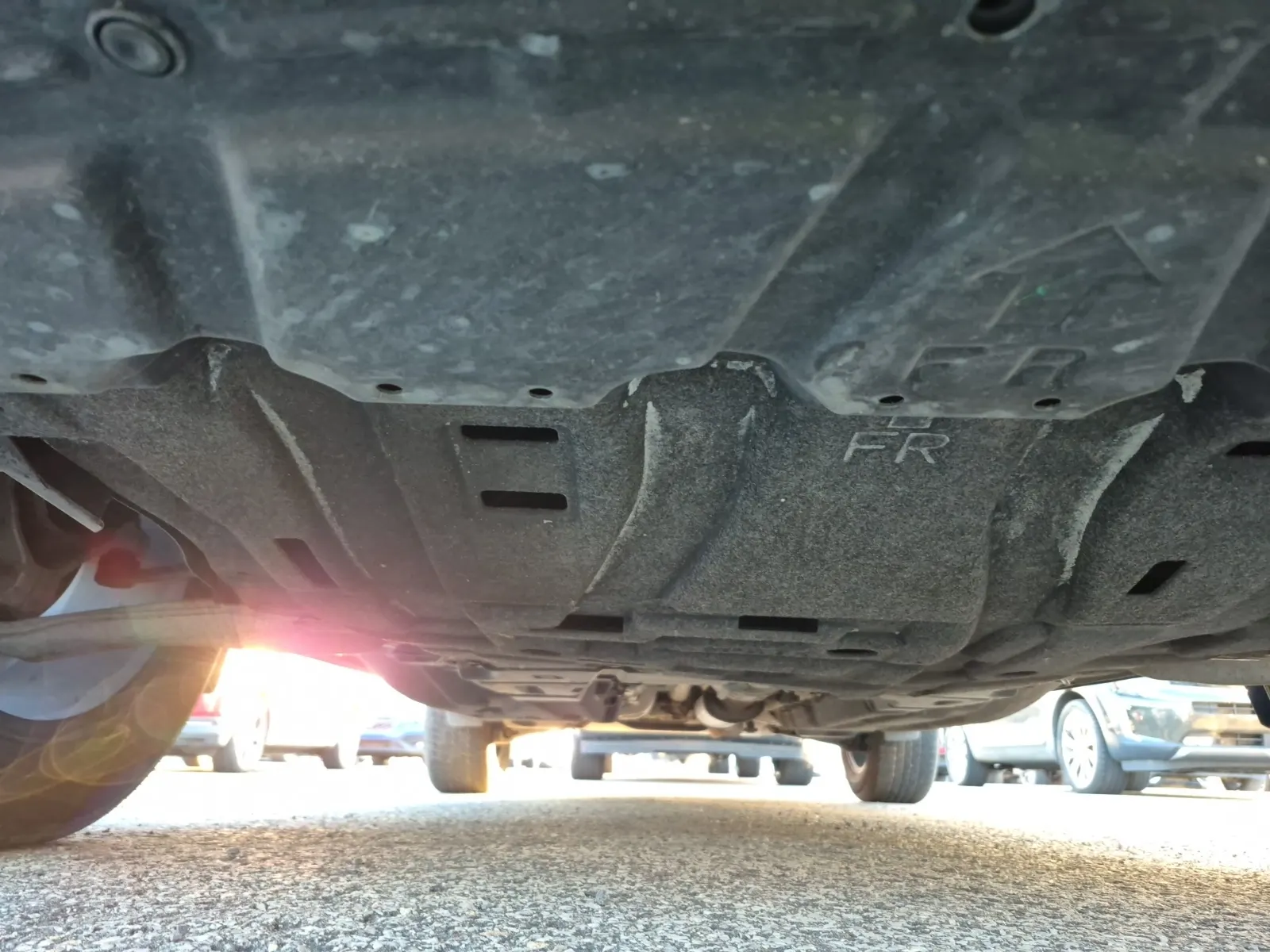 Undercarriage - Front Photo