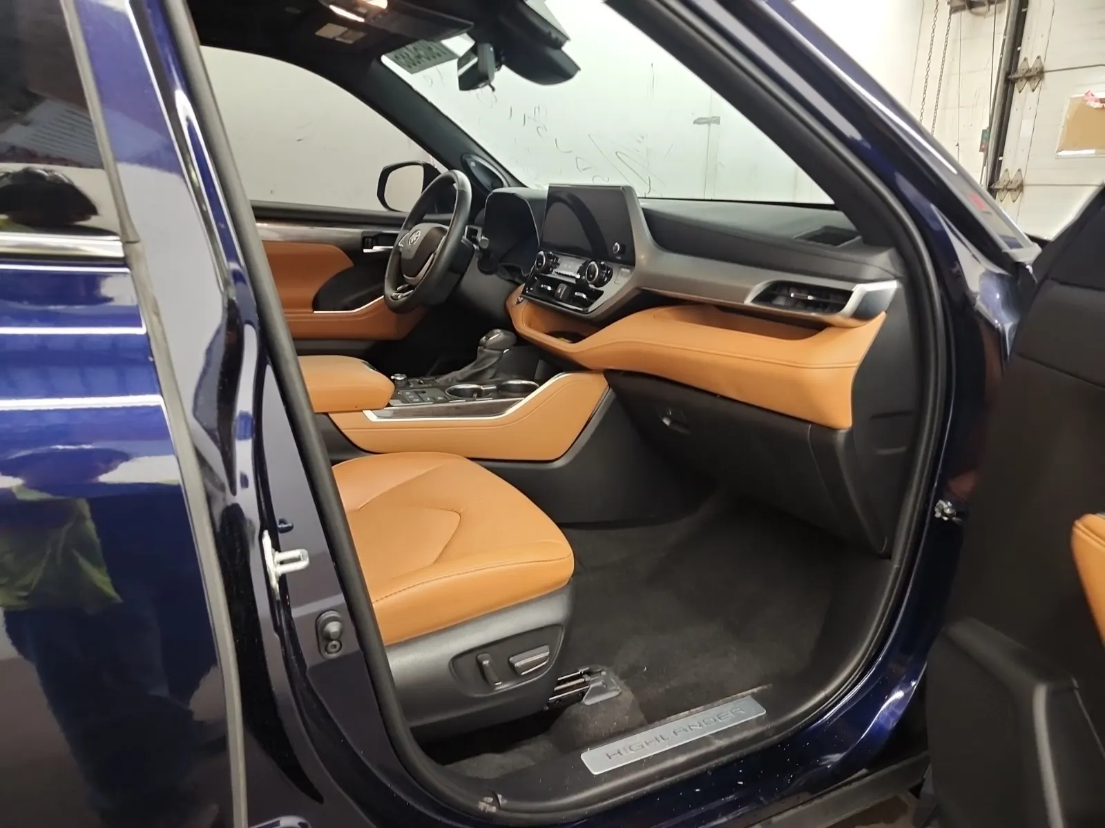 Right Side Interior Photo
