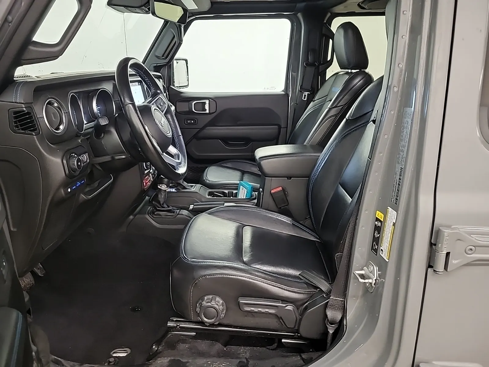 Front Interior Photo