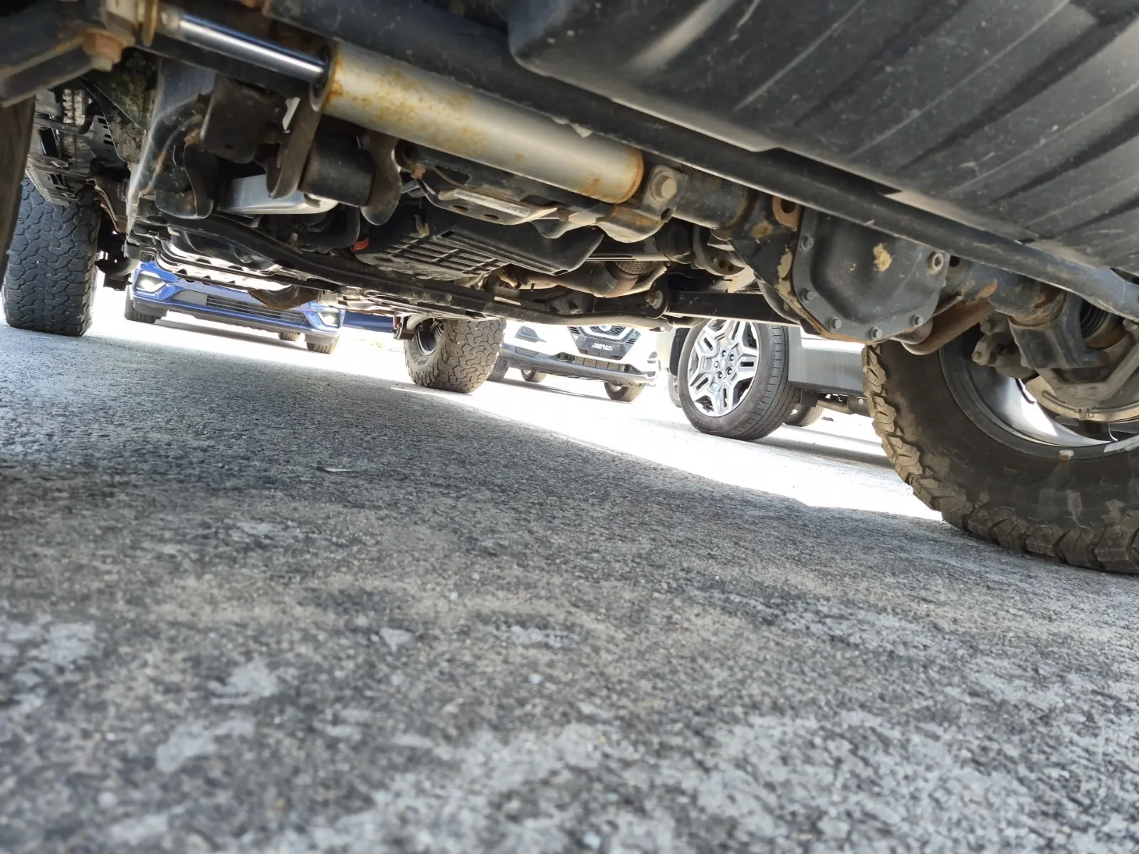 Undercarriage - Front Photo