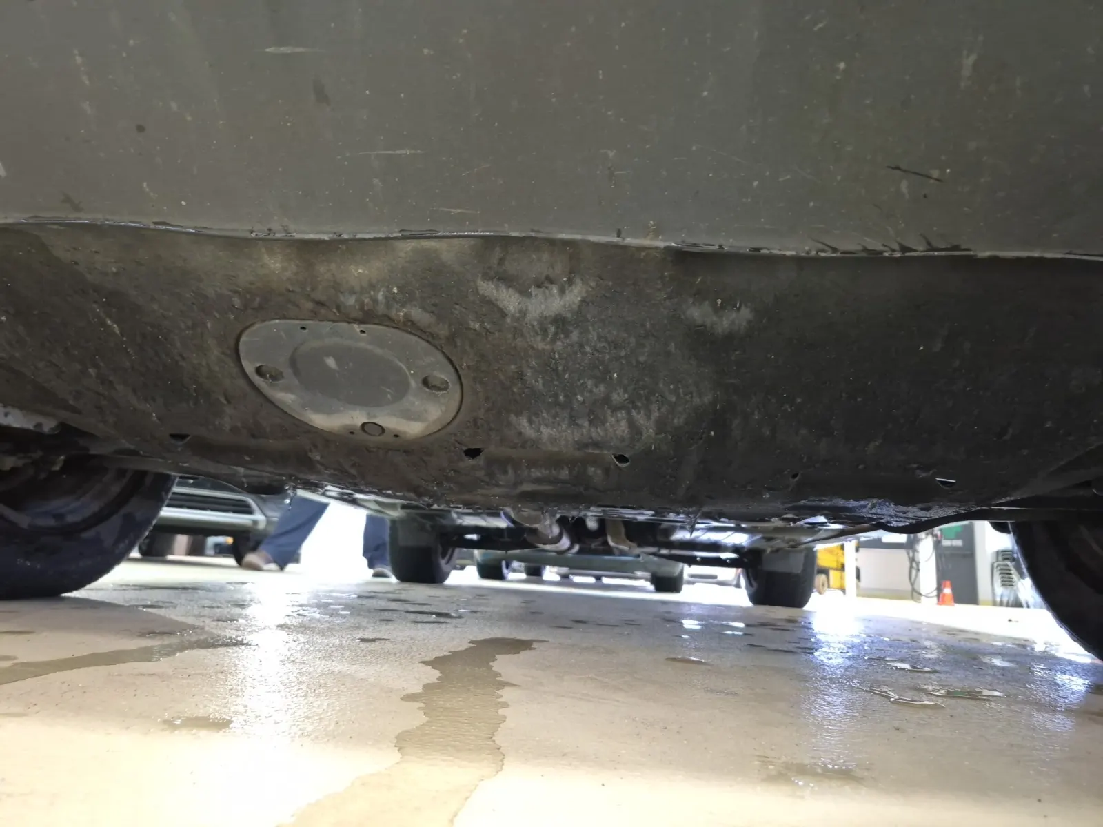 Undercarriage - Front Photo