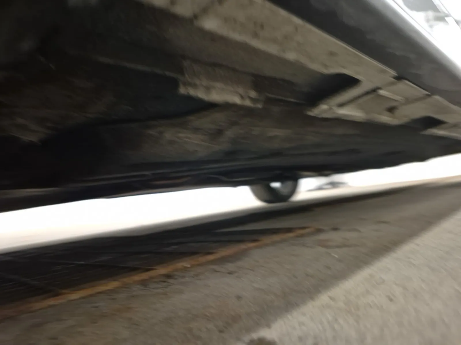 Undercarriage - Driver Photo