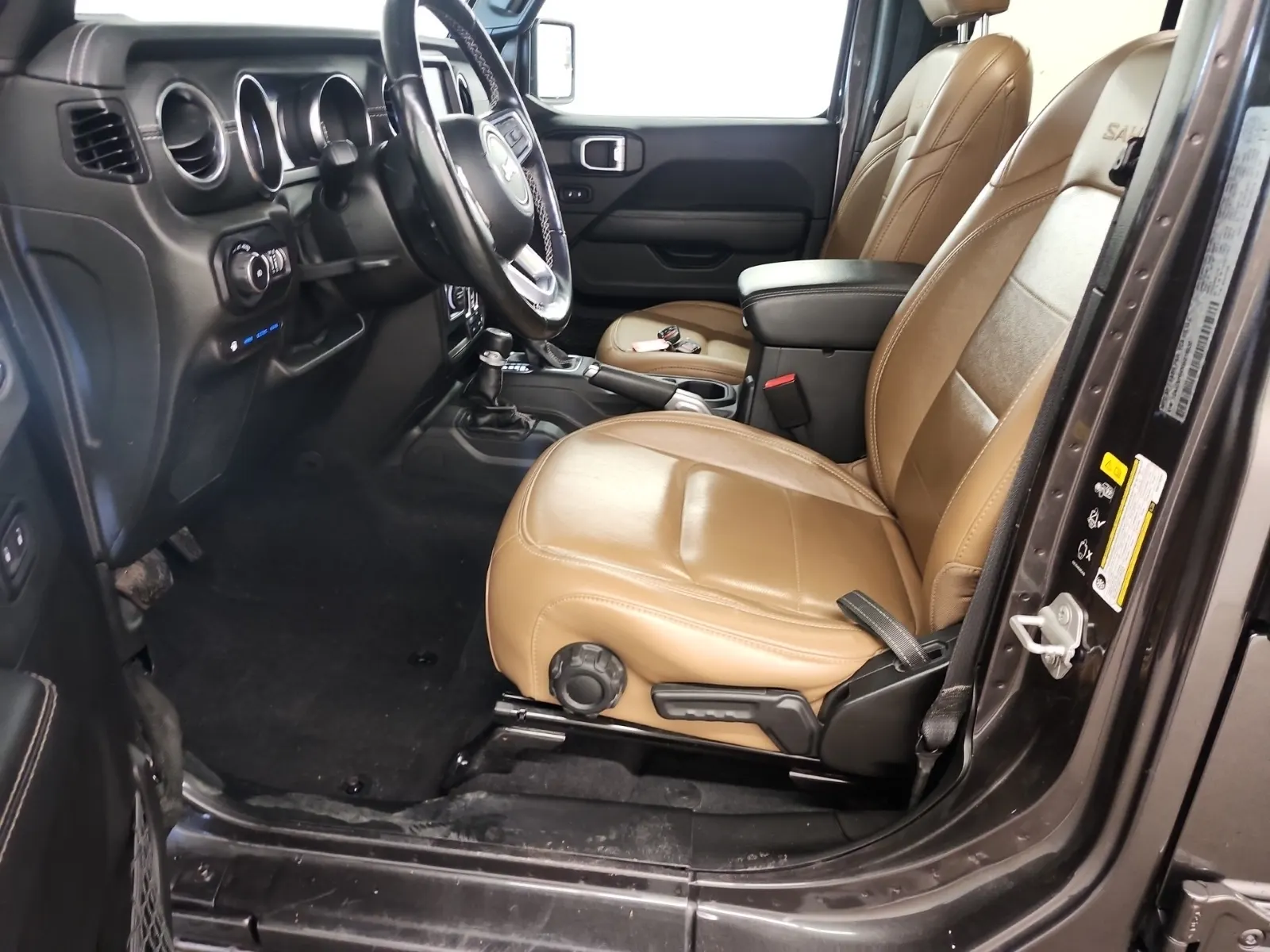 Front Interior Photo