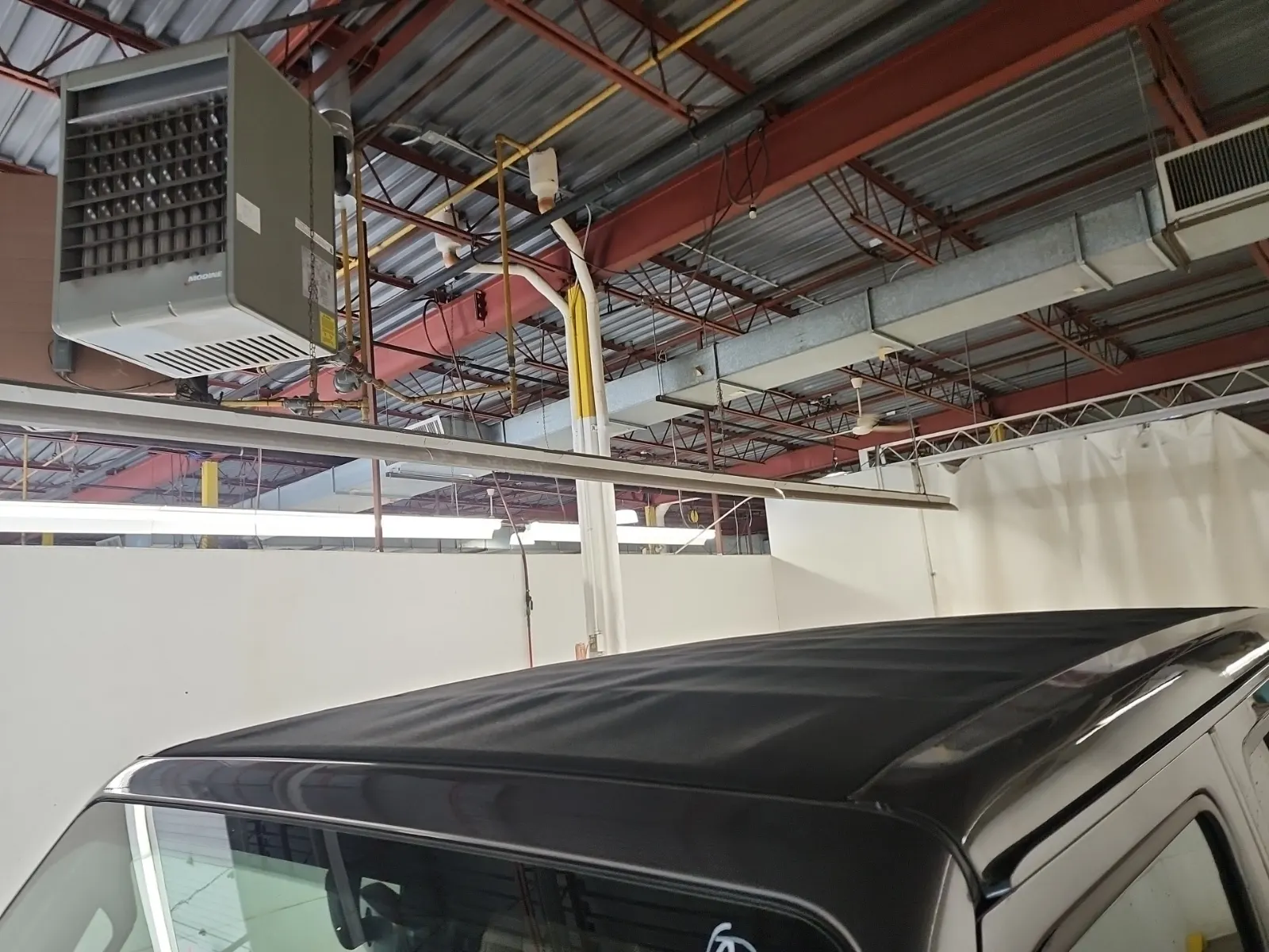 Exterior Roof Photo