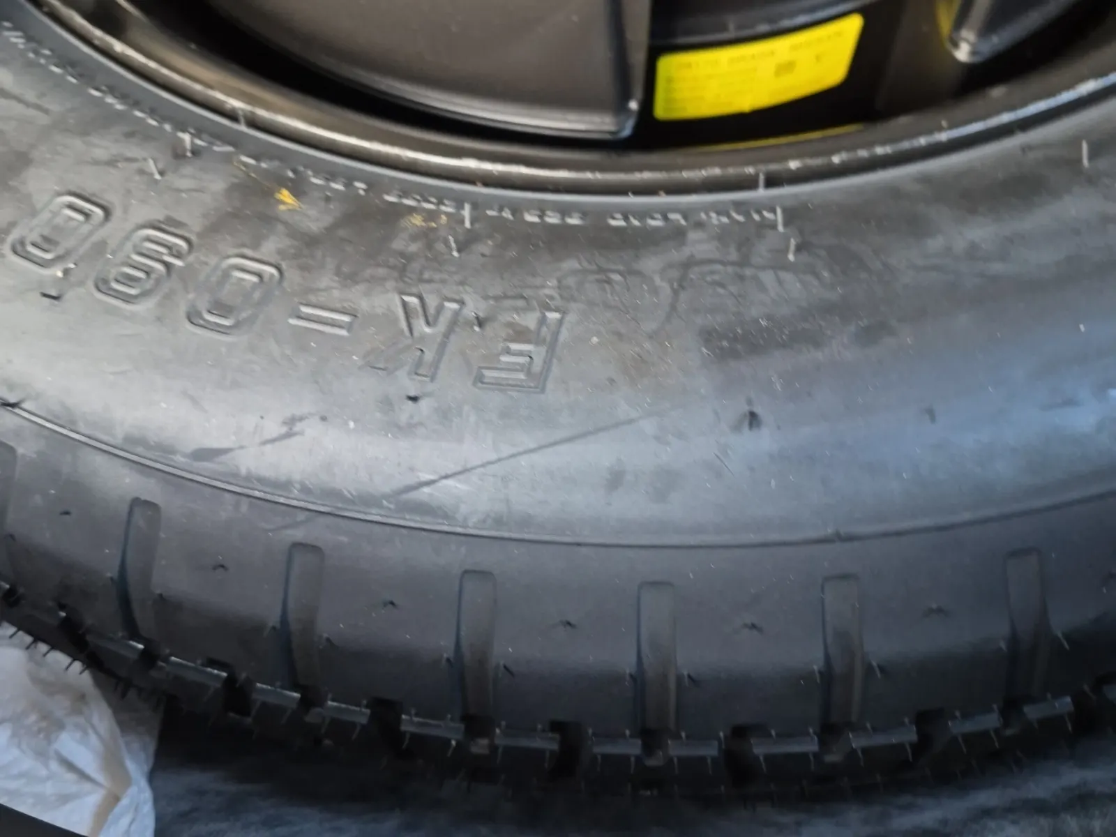 Spare Tire & Wheel Photo