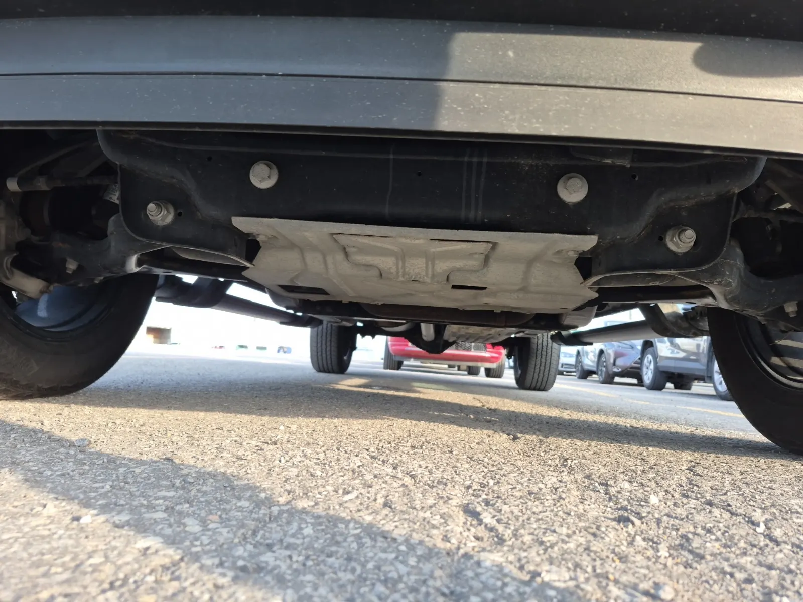 Undercarriage - Front Photo