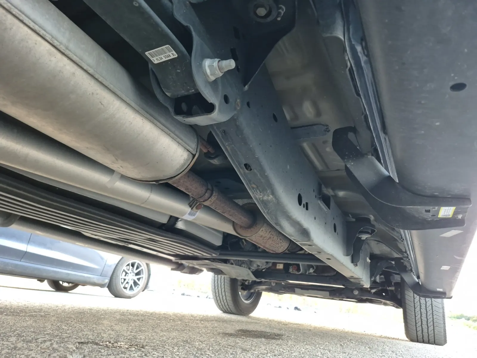 Undercarriage - Passenger Photo